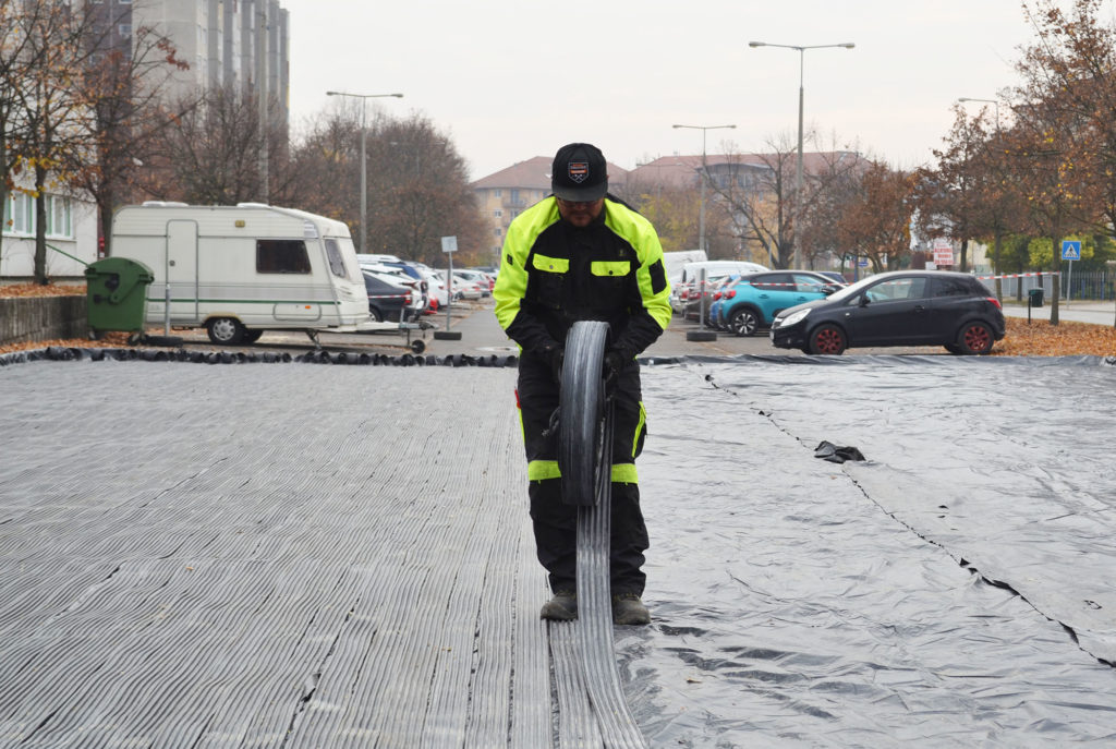 Jégpálya hűtő daruzása